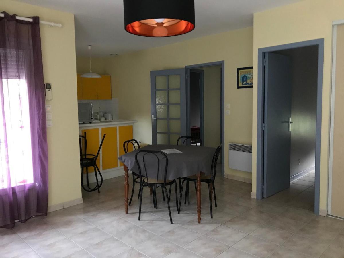 Complexe Des Oustalous Hotel Ле Кабан Екстериор снимка