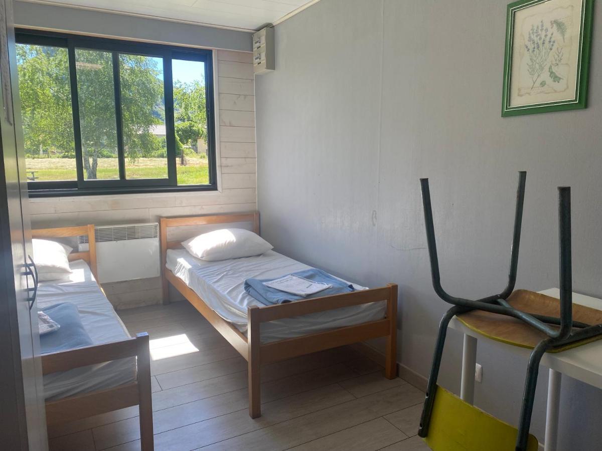 Complexe Des Oustalous Hotel Ле Кабан Екстериор снимка